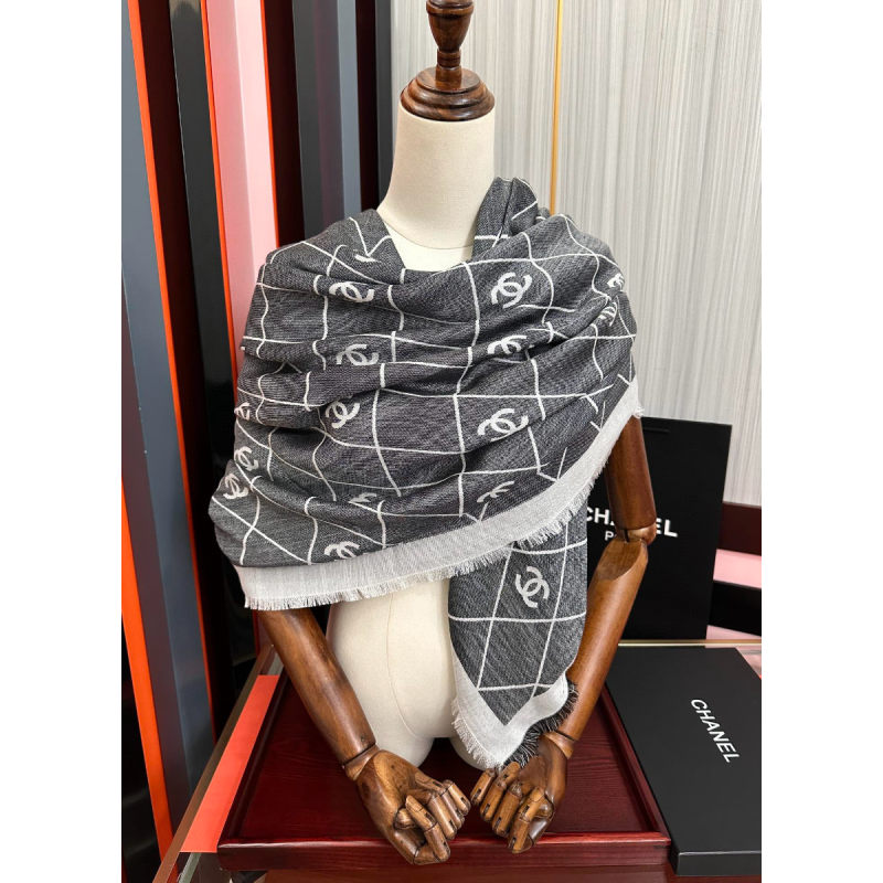 Chanel Seide und Wolle Schal