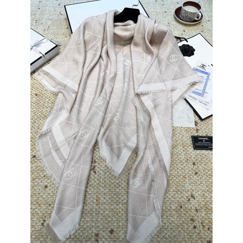 Chanel Seide und Wolle Schal