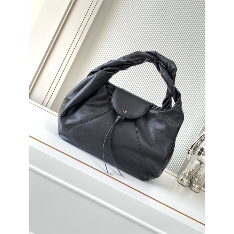 Fendi Spy Large asche aus Leder in Schwarz