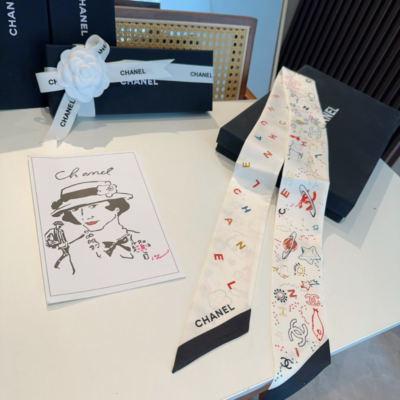 Chanel Band aus Seidentwill 